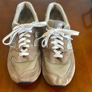 New Balance Men’s Classic 574 Grey Suede Running Shoe